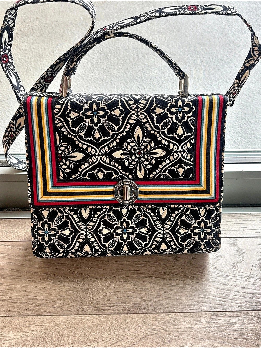 Vera Bradley Turn Lock Satchel crossbody Black & White
